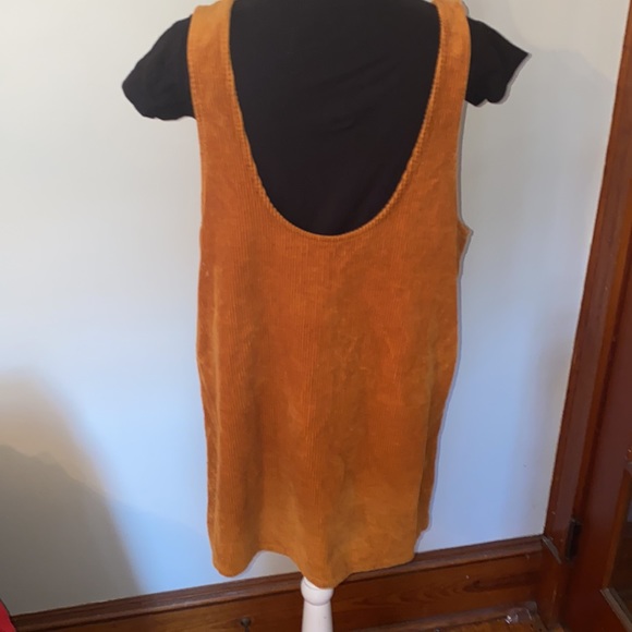 ❤️ Forever 21 Corduroy overall style dress. Size Large❤️ - Picture 7 of 8